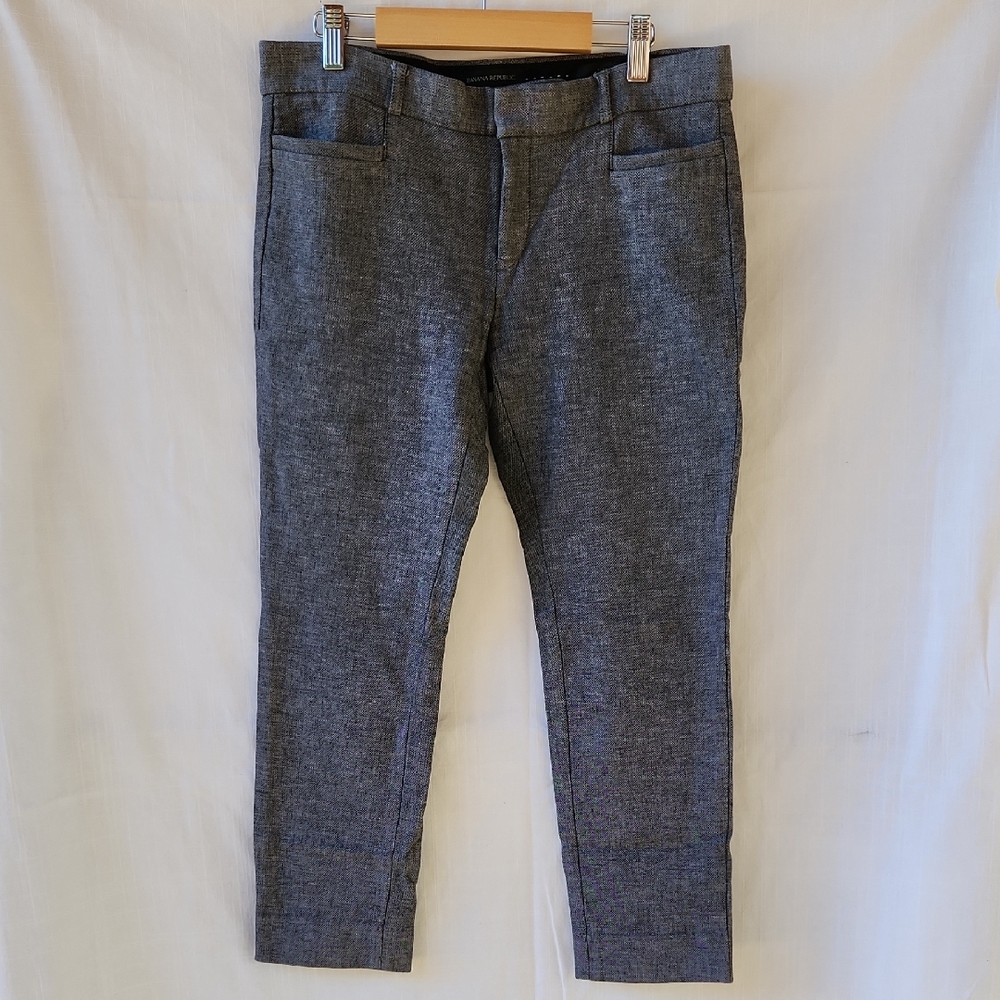 Stylish Gray Cropped Pants